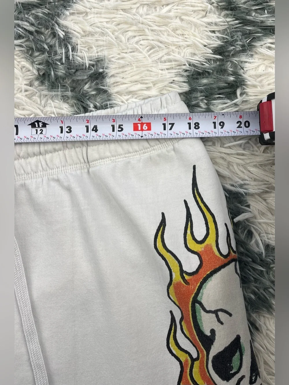 Ed Hardy Men's Ivory Flame Skull Fleece Sweatpants Size Large